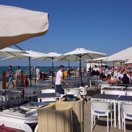" Le Leana Cardi " Fecamp Bord De Mer Bagian luar foto